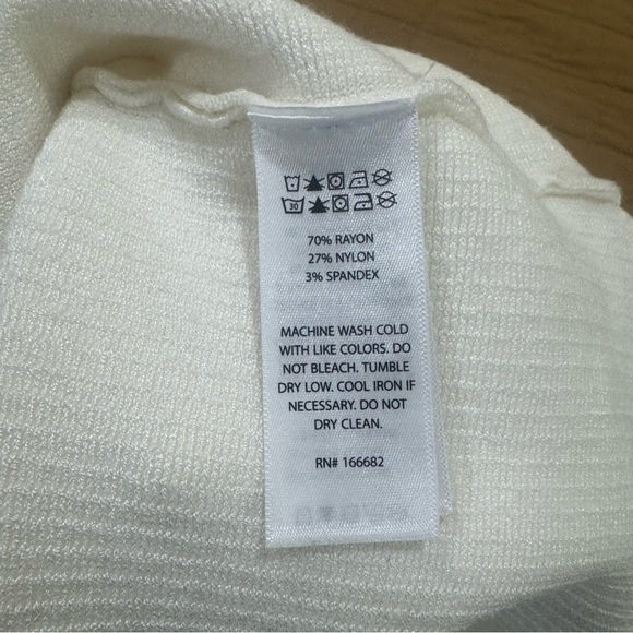 Caroline Constas Revolve Ivory White Sleevles Side Slit Top Size Medium - Picture 9 of 9